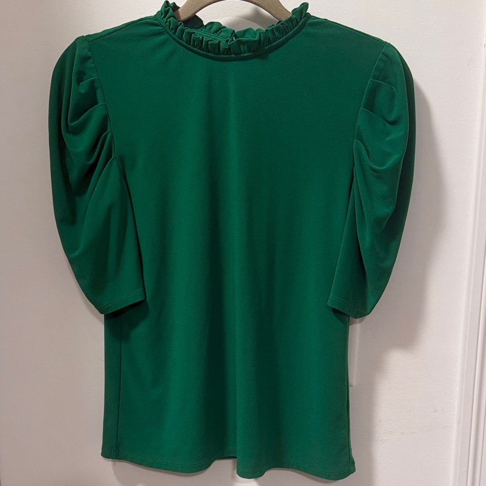CeCe Green Puff Sleeve Blouse
